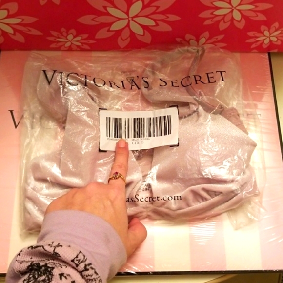 Nwt Victoria's Secret Sparkly Twist Bra Size Large - Picture 8 of 8